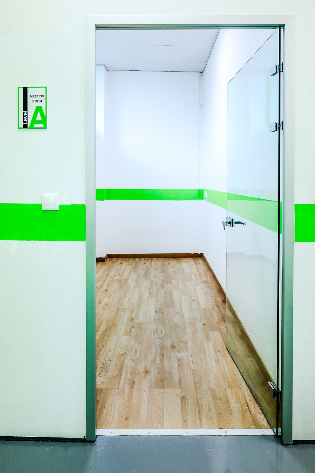 Είσοδος meeting room στο επίπεδο Α